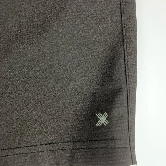 Kenneth Cole Active Men’s Athletic Shorts – Size Small - Picture 5 of 14